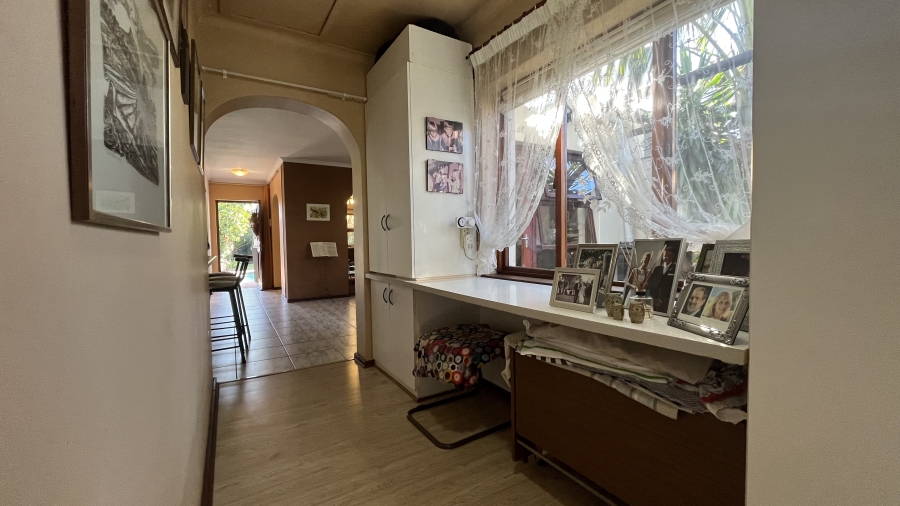 3 Bedroom Property for Sale in Table View Western Cape